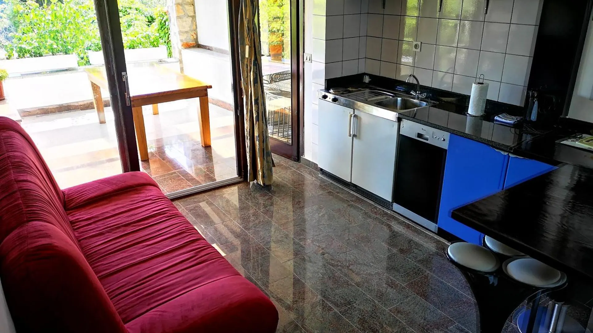 Bella Vista Beach House Apartments, Hot Pool And Jacuzzi تروغير 0*,  كرواتيا