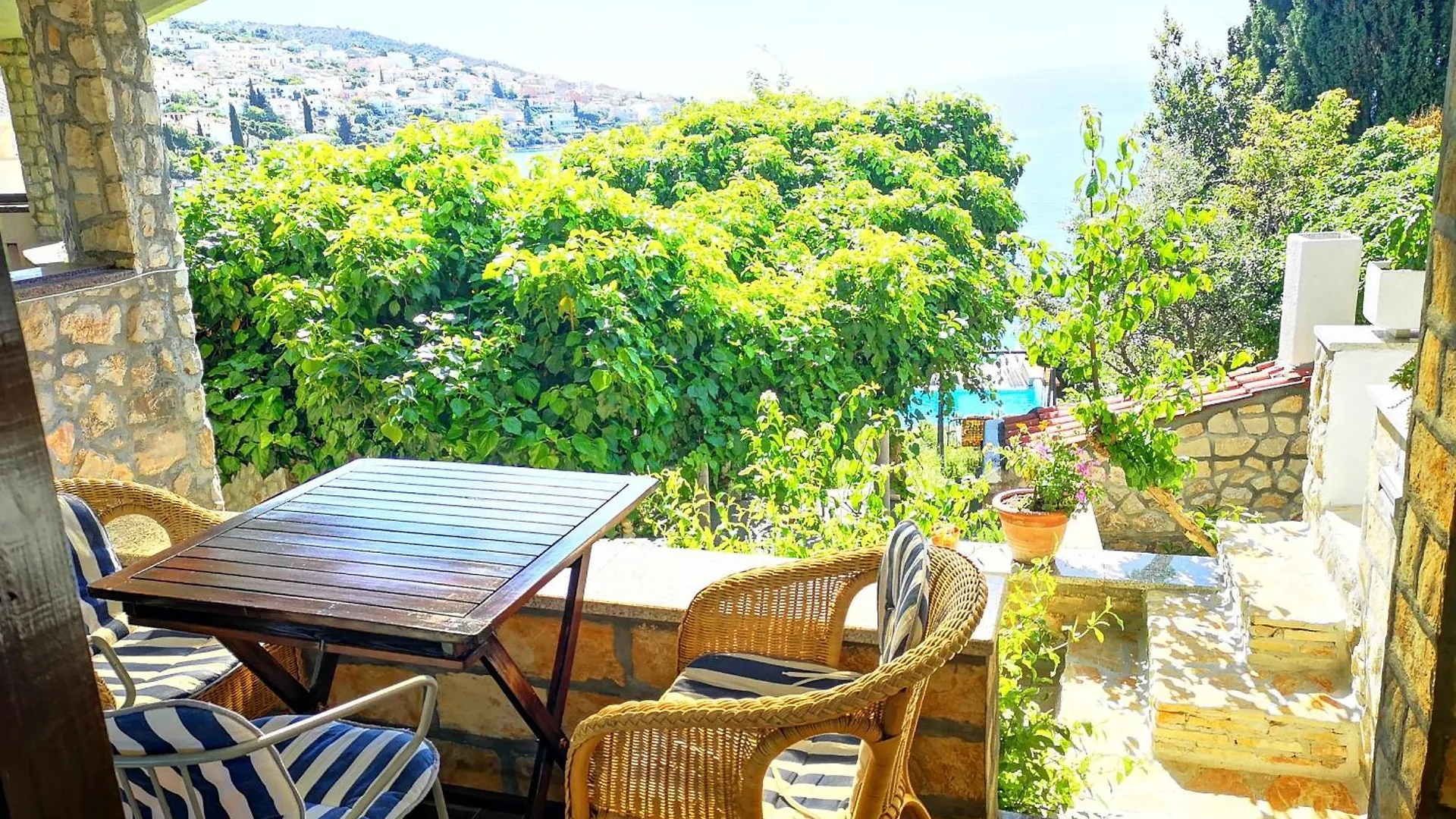 Bella Vista Beach House Apartments, Hot Pool And Jacuzzi Trogir Apartment